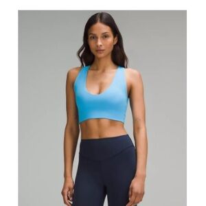NEW WITHOUT TAGS LULULEMON BEND THIS SCOOP & CROSS BRA - KAYAK BLUE